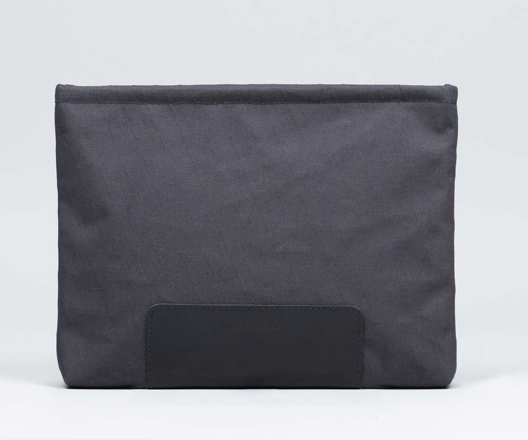 Macbook pro magnetic sleeve hotsell