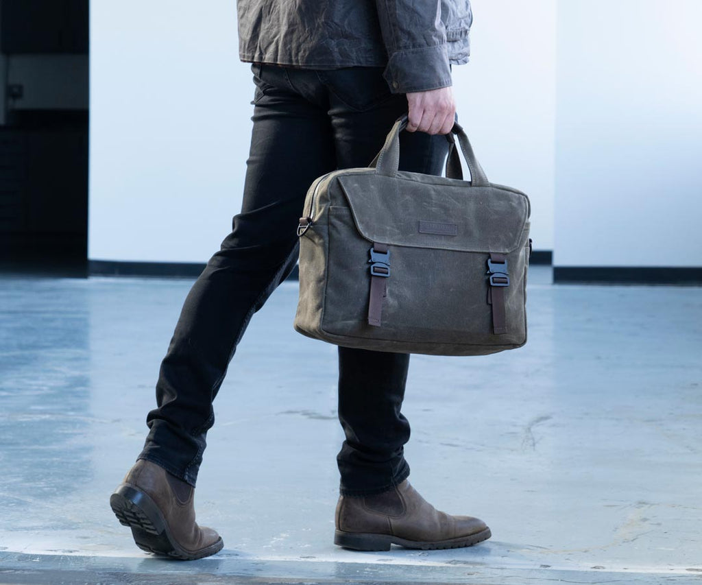 Premium Black Waterproof Cross Body Bag Personality Fashion Men Magnetic  Messenger Bag Lightweight Minimalist Sling Shoulder Bag
