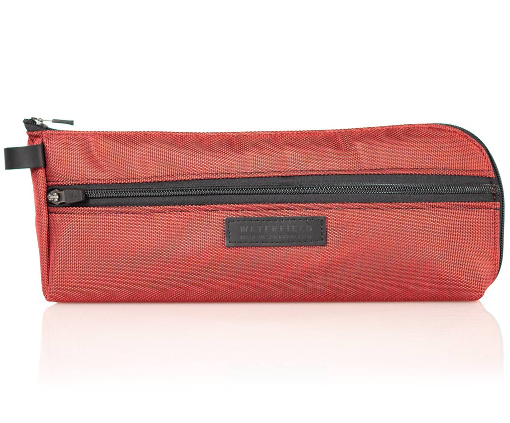 https://www.sfbags.com/cdn/shop/files/Steam-Deck-Red-Front_d7aee68d-90c3-4d30-986c-053d5130c175.jpg?v=1685661133&width=1024