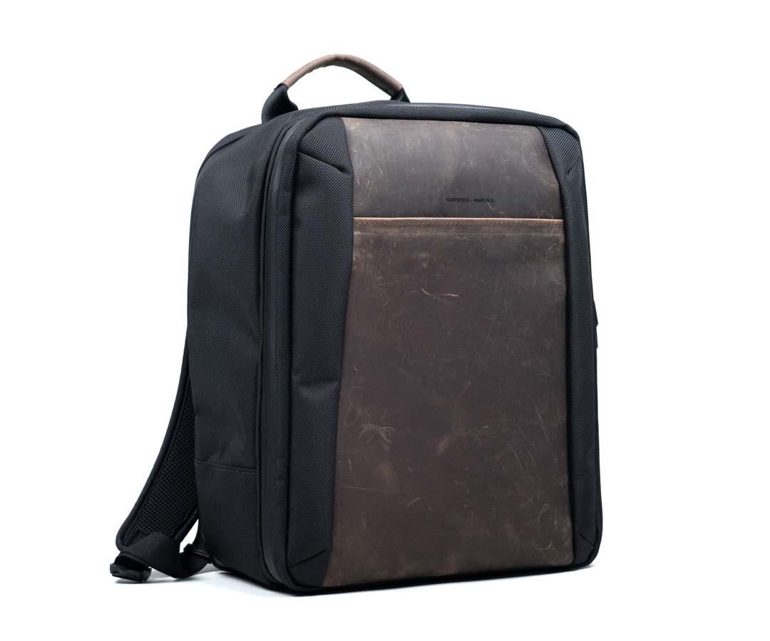 Waterfield pro executive outlet backpack