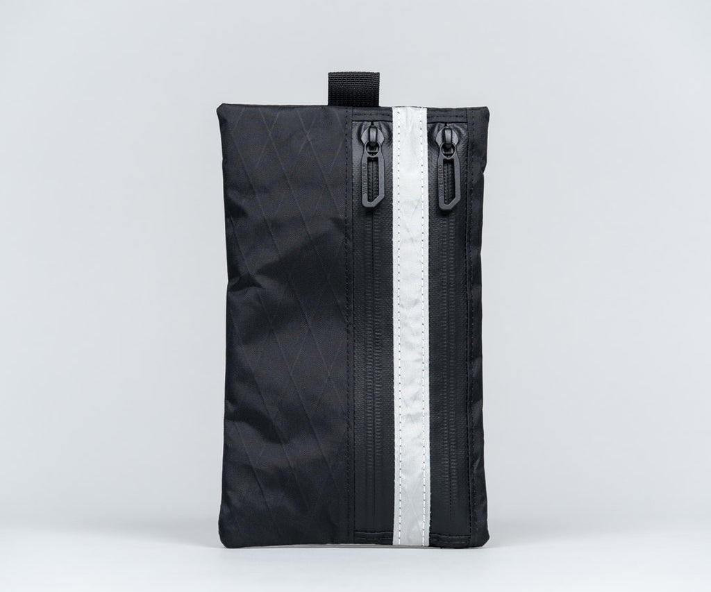 Toiletry 26 Remake - Black sides with card slots inside. My CA