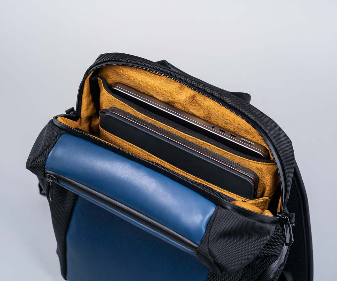 Small backpack with laptop sleeve online