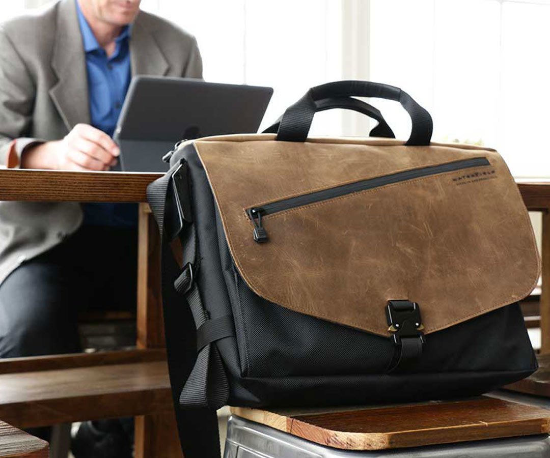 Cargo laptop bag