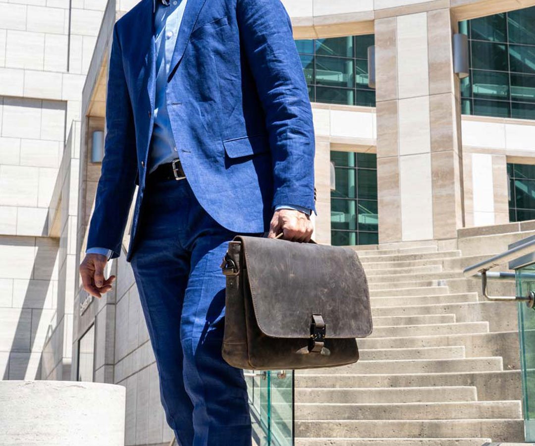 Men's Genuine Leather High End Business Briefcase | Laptop bag men, Mens  leather bag, Bags