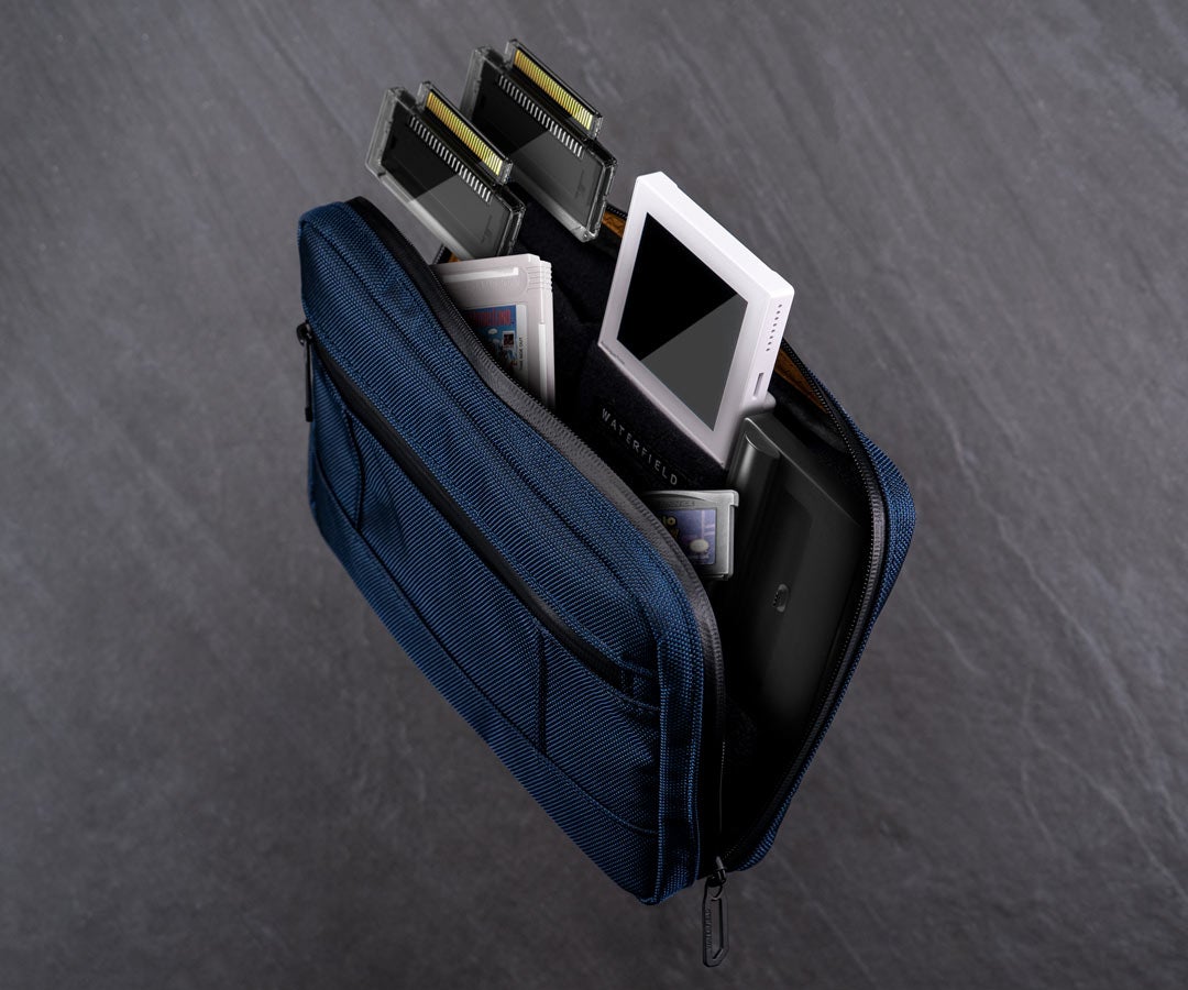 ADIDAS FAV TOTE BAG 41 L Laptop Backpack CARBON/BLACK - Price in India